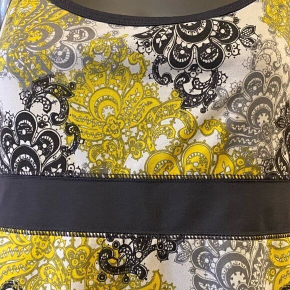 🌺3 for $30🌺Yoga Type Tank Top, size S. (S121) - Picture 3 of 6
